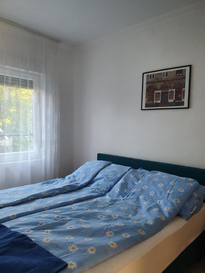 Levente Apartman Balatongyorok Luaran gambar