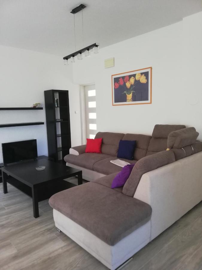 Levente Apartman Balatongyorok Luaran gambar