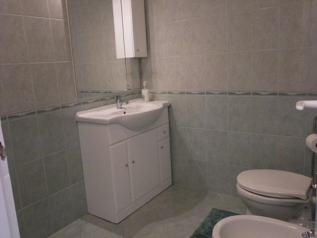 Levente Apartman Balatongyorok Luaran gambar