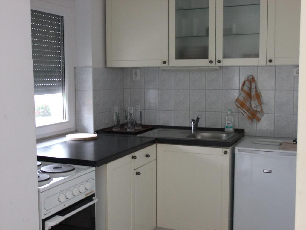 Levente Apartman Balatongyorok Luaran gambar